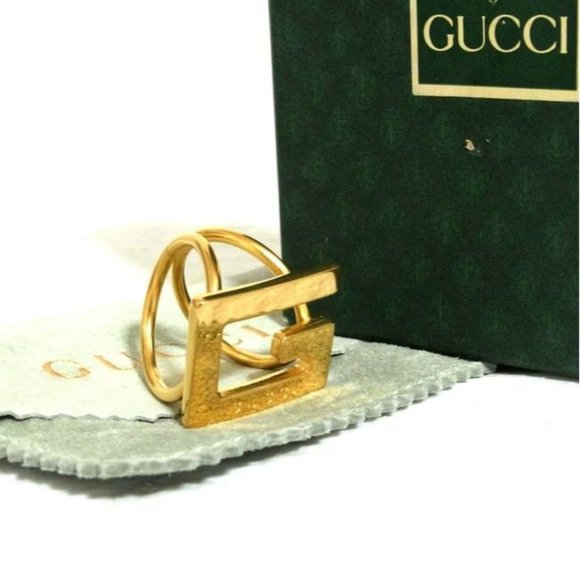 Gucci Gold Square Gucci 'G' Logo Scarf Ring - Picture 1 of 6